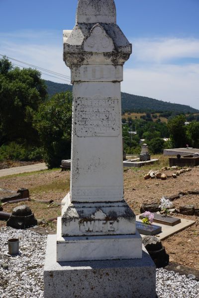 [Picture of Marie Pfortner grave]